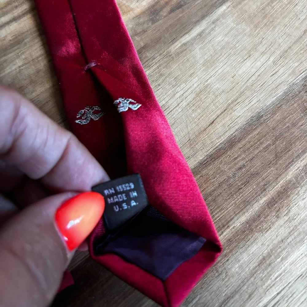 The President Classic Men's Formal Necktie Red Patterned Silk Blend XL W3.5